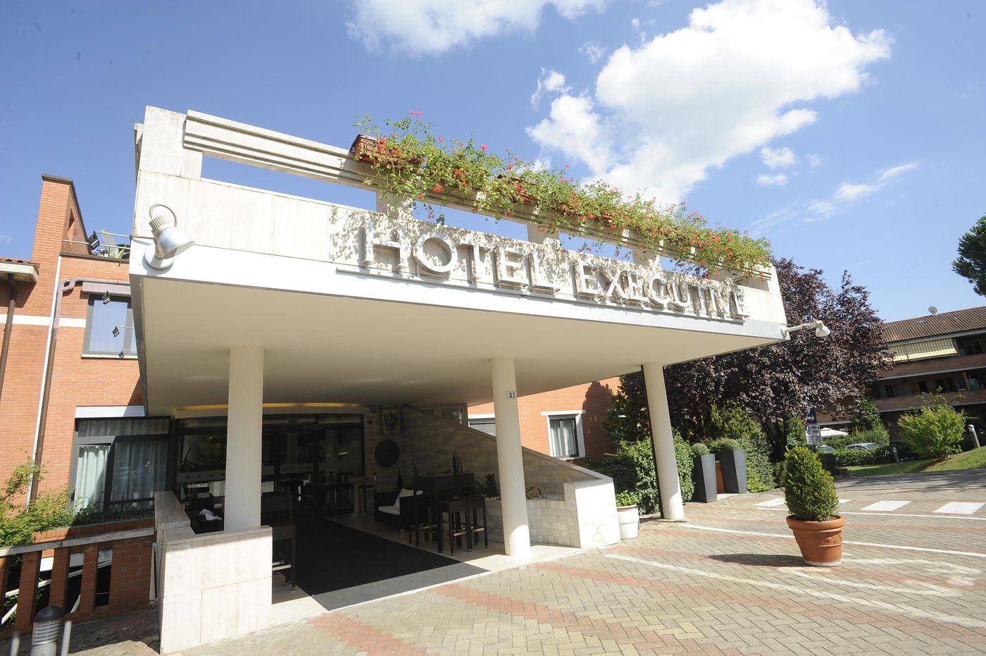 Executive-General-view-7