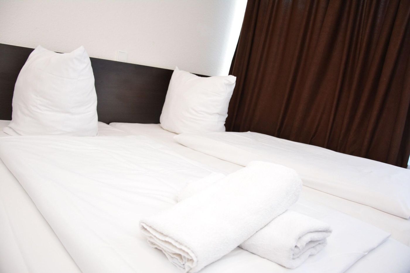 Mosel Hotel - Germany - FRANKFURT AM MAIN - Room - 1