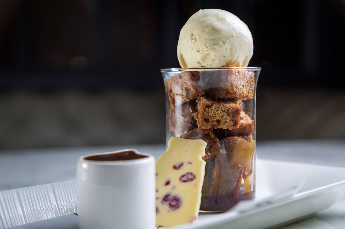 Jumeirah-Emirates-Towers-Restaurant-63