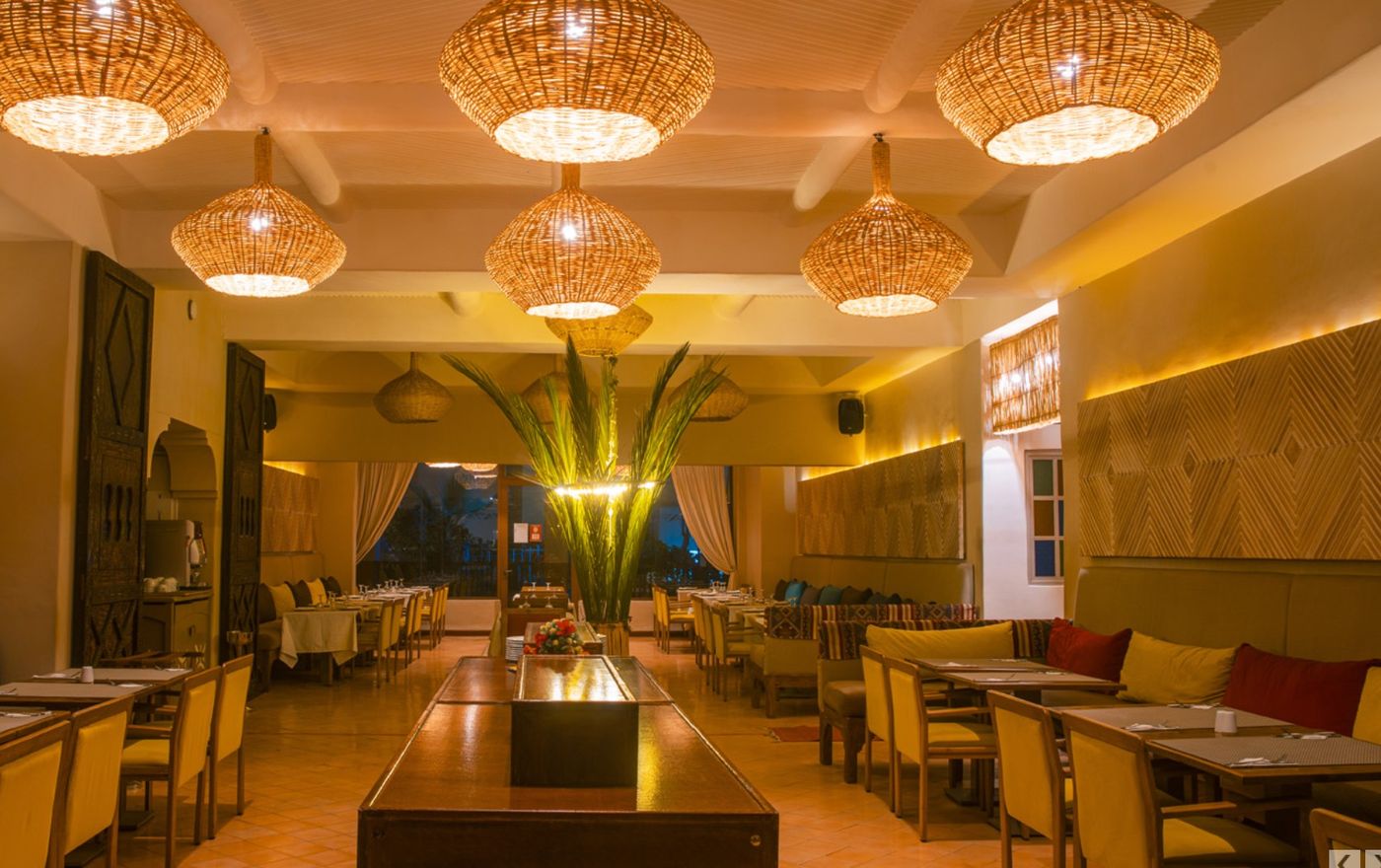 Borjs Hotel Suites & SPA