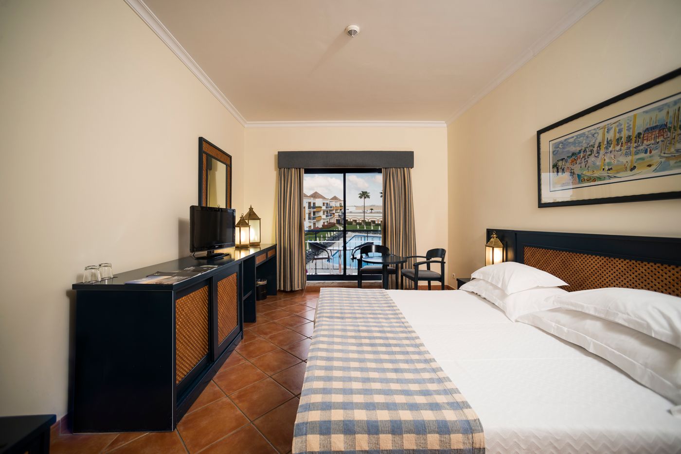 Vila-Gale-Tavira-Room-11