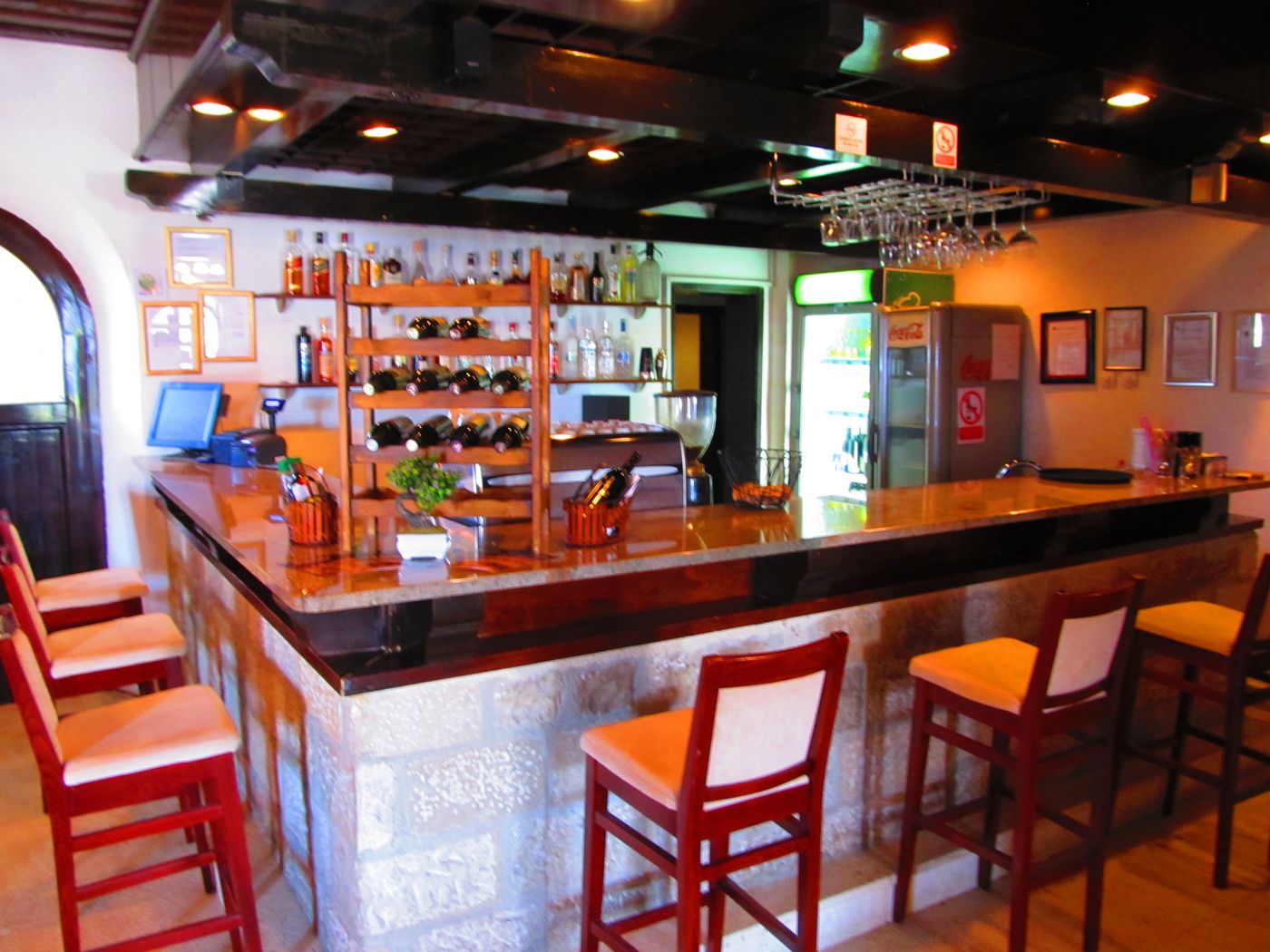 Kulla-e-Balshajve-Restaurant-39