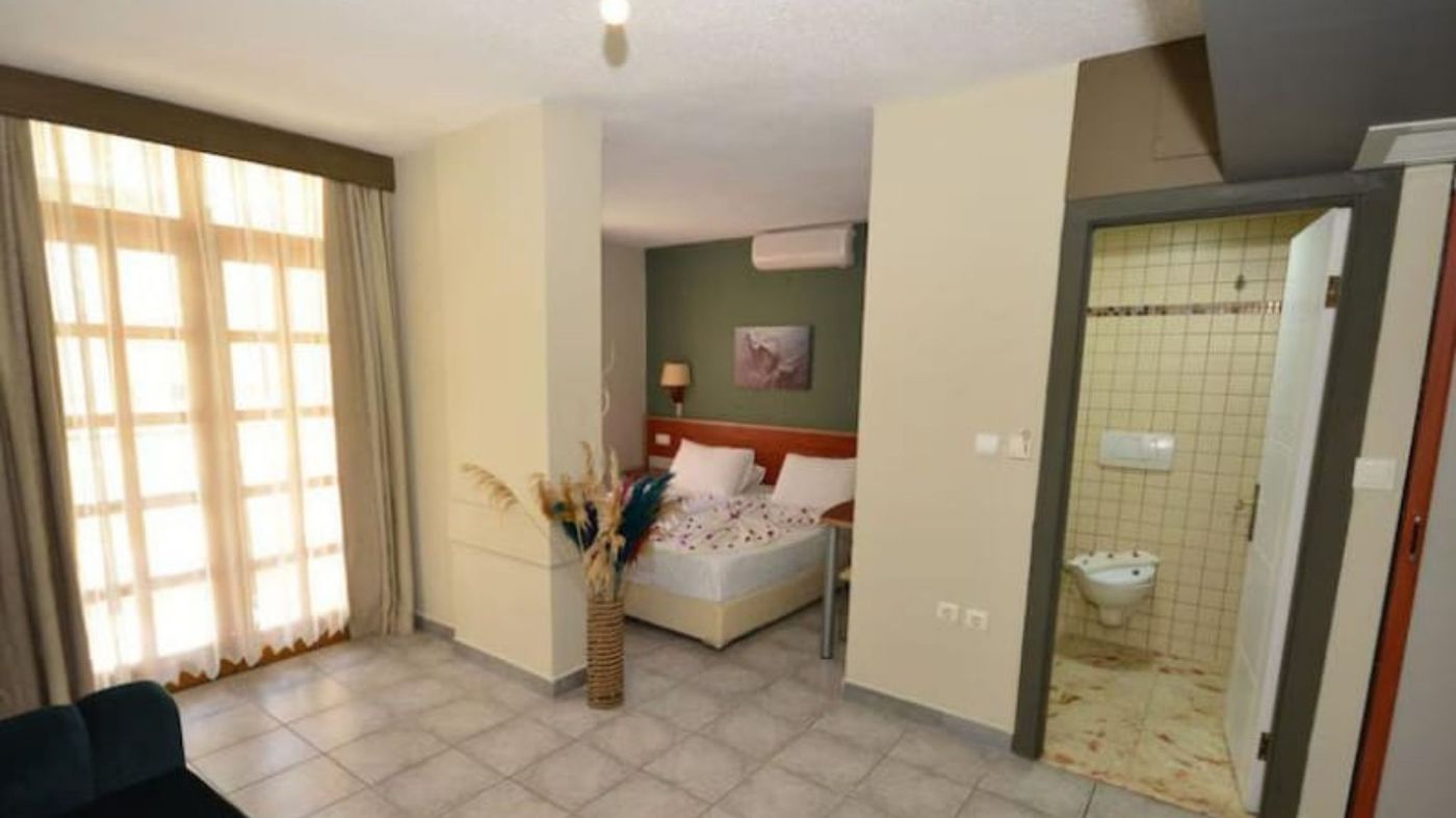 Greenmar-Apart-Room-12