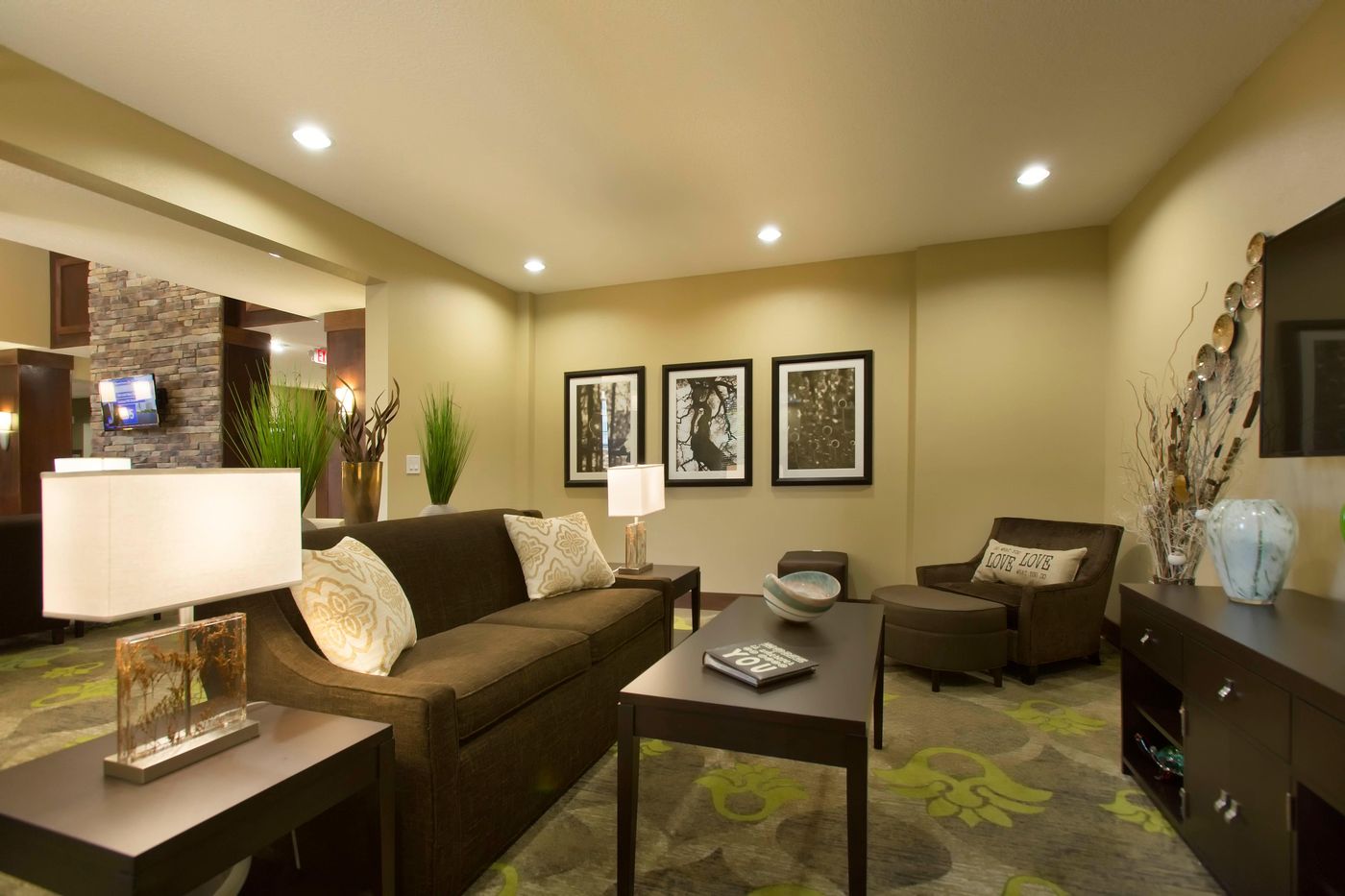 Staybridge Suites Orlando at SeaWorld, an IHG hote-United States-Orlando-Lobby-6