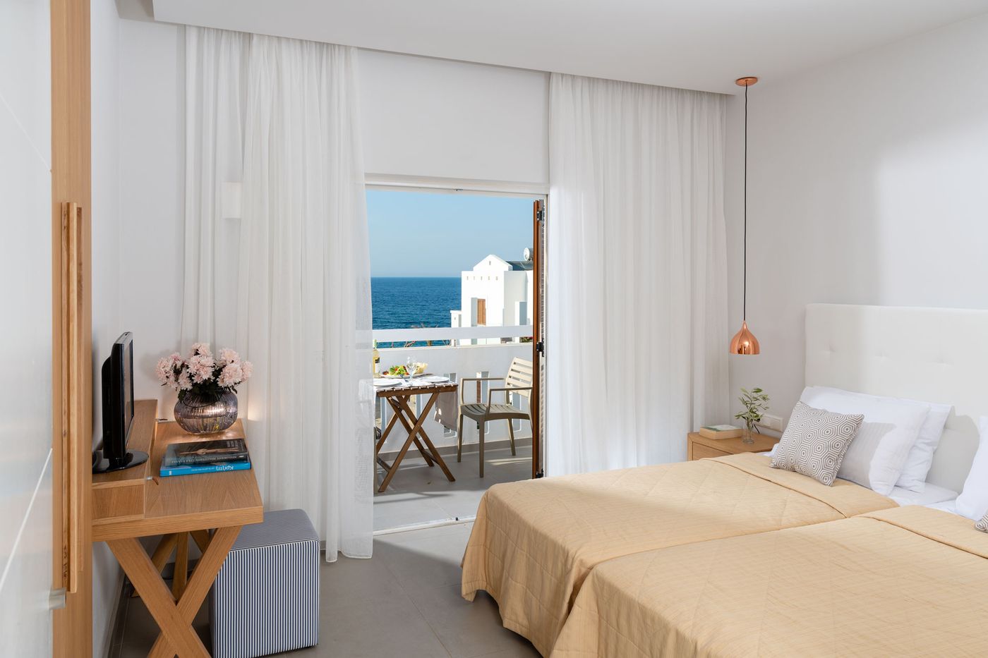 Maritimo Beach Hotel