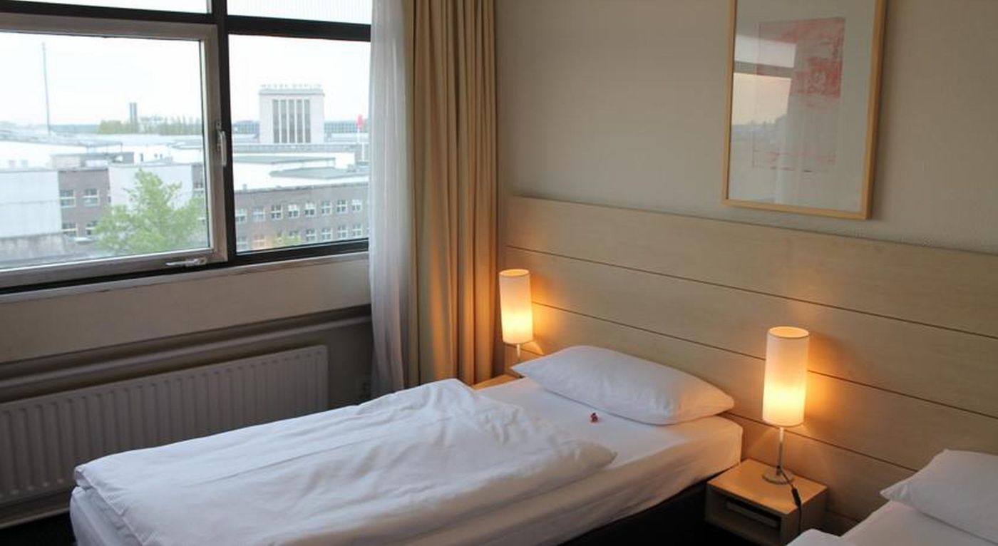 enjoy-Hotel-am-Studio-Room-19