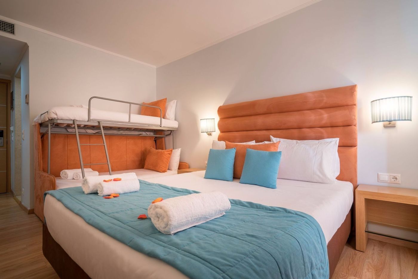 Galaxy-Beach-Resort-Room-28