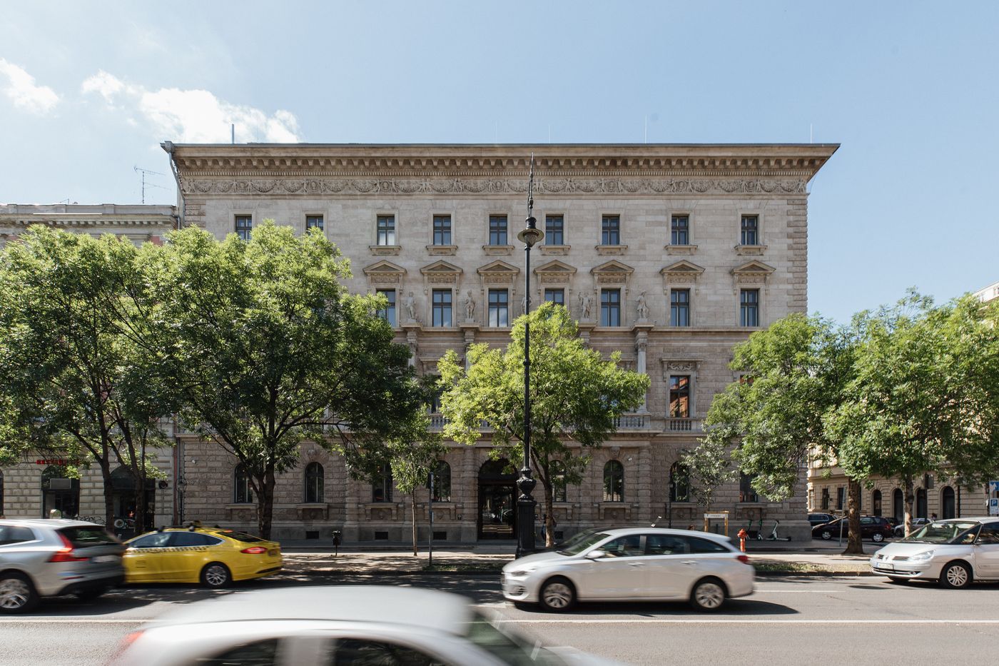 Hotel-Oktogon-Haggenmacher-General-view-6