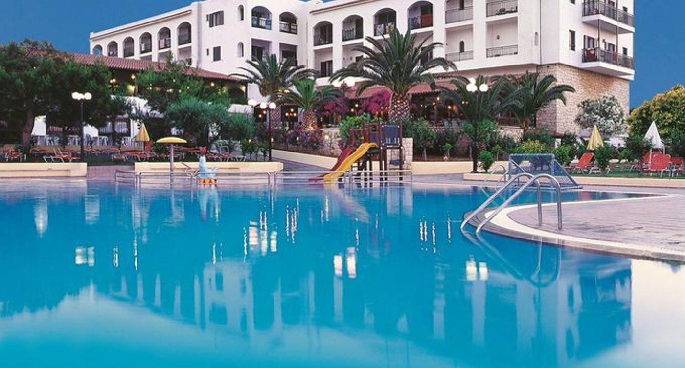 Suneo Club Chrissi Amoudia