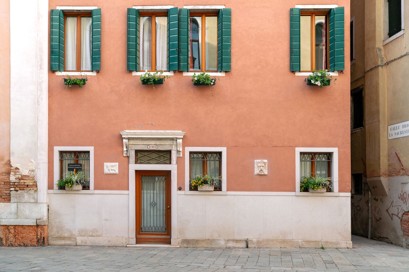 Palazzo San Luca-Italy-Venice-General view-2