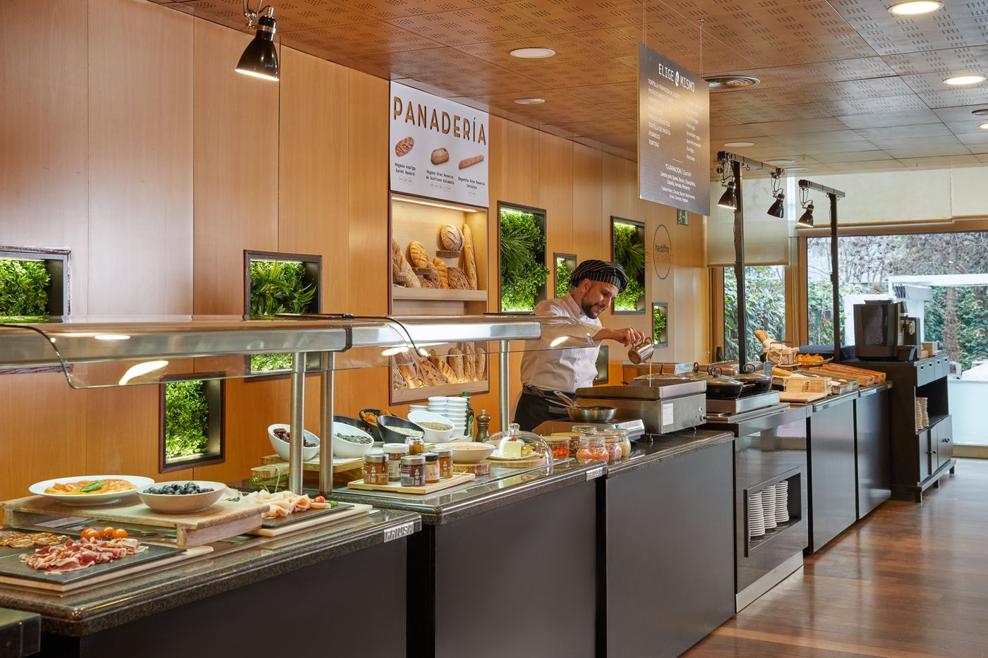 Madrid---Centre-Retiro-Restaurant-30