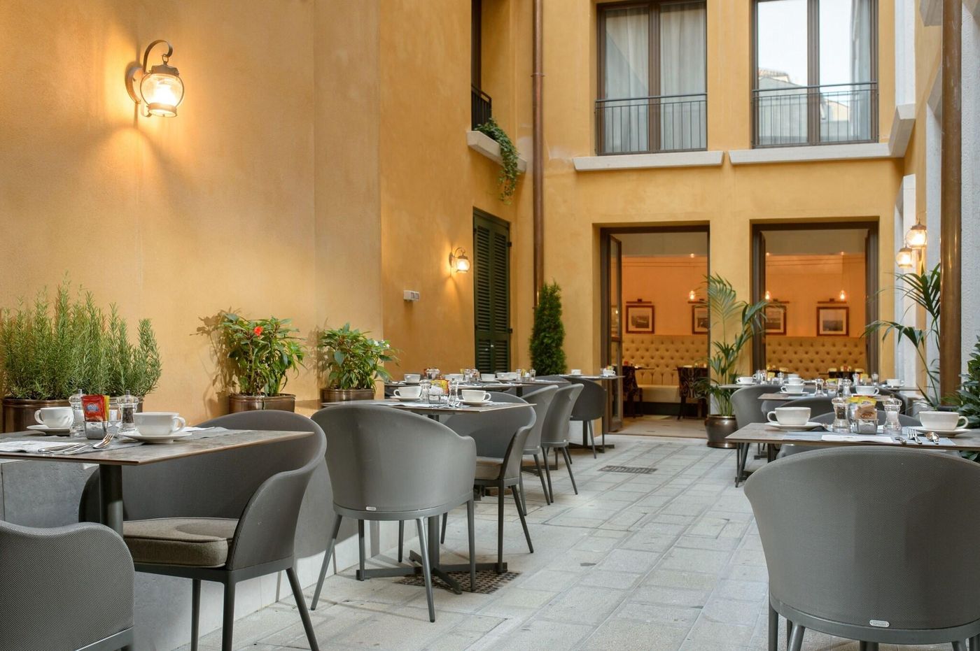 Palazzo-Veneziano-Restaurant-2