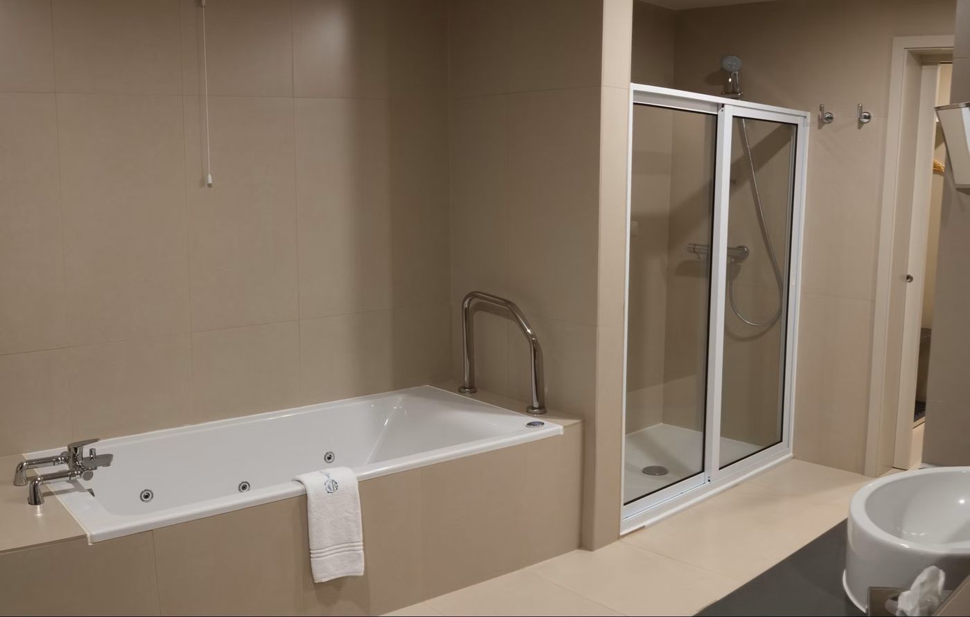 Pedras-do-Mar-Resort---Spa-Room-25