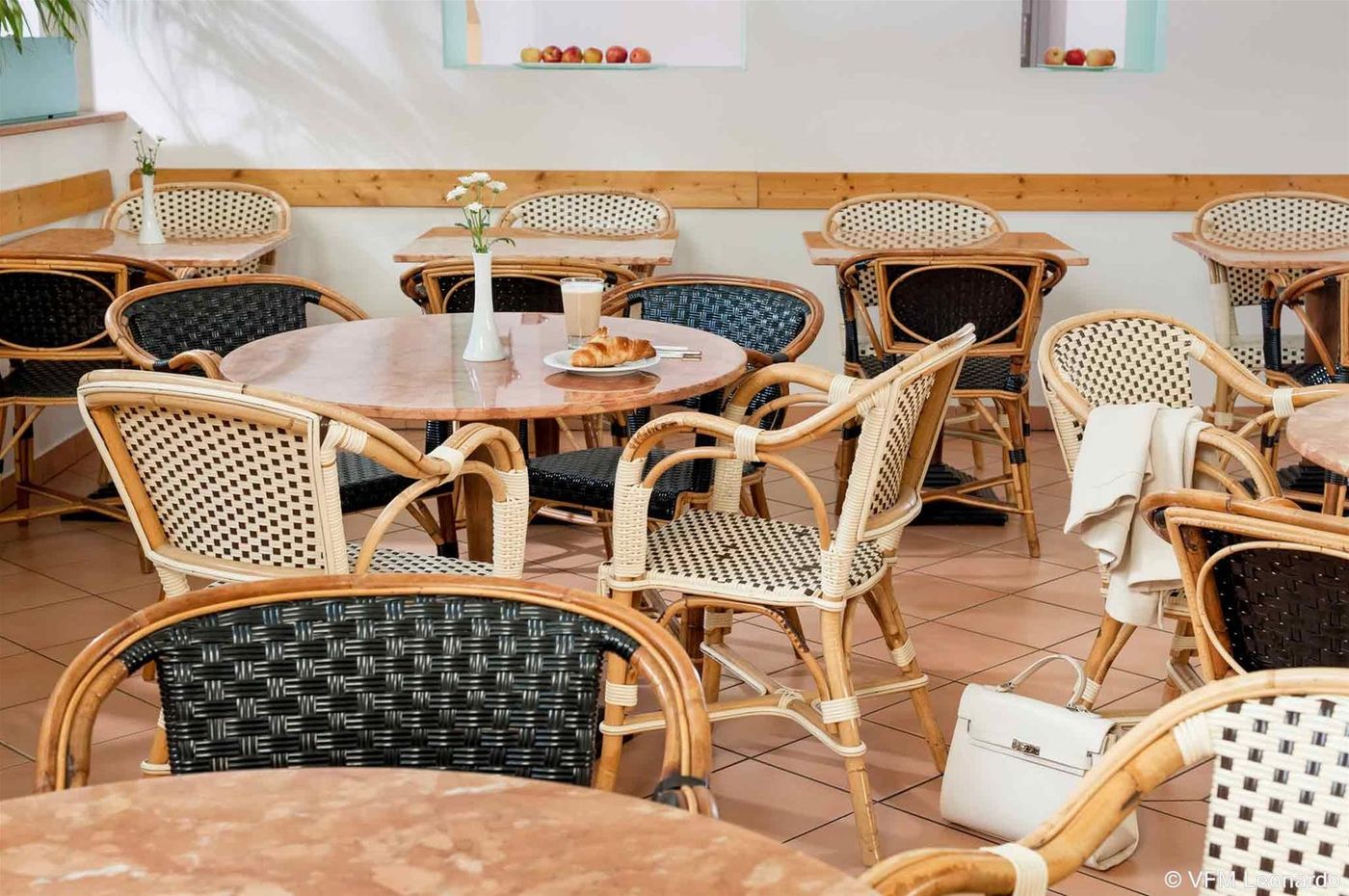 ibis-Berlin-City-Sud-General-view-19