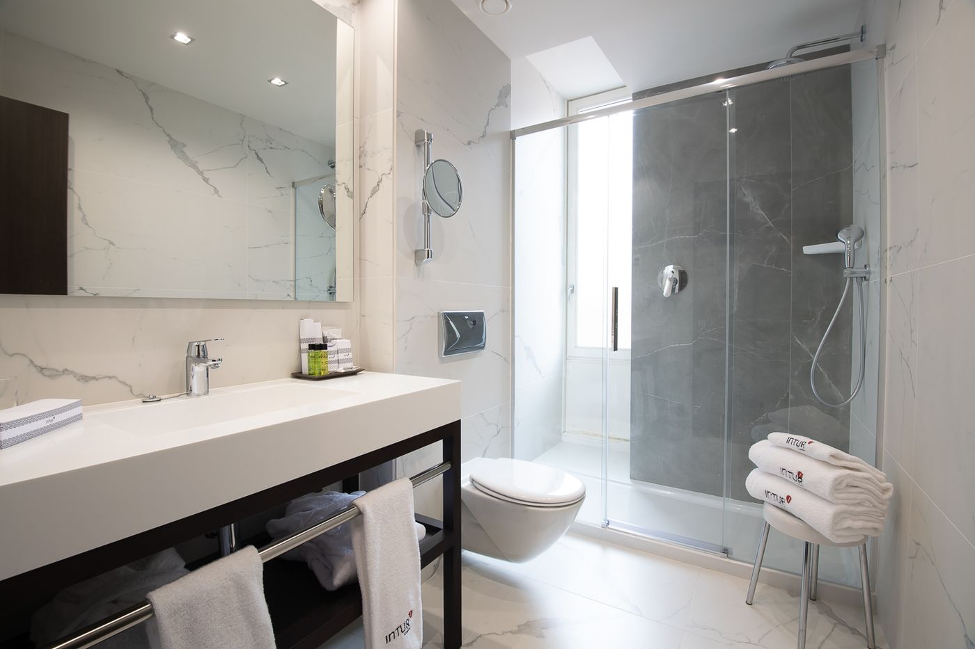 Palacio-San-Martin-Room-31