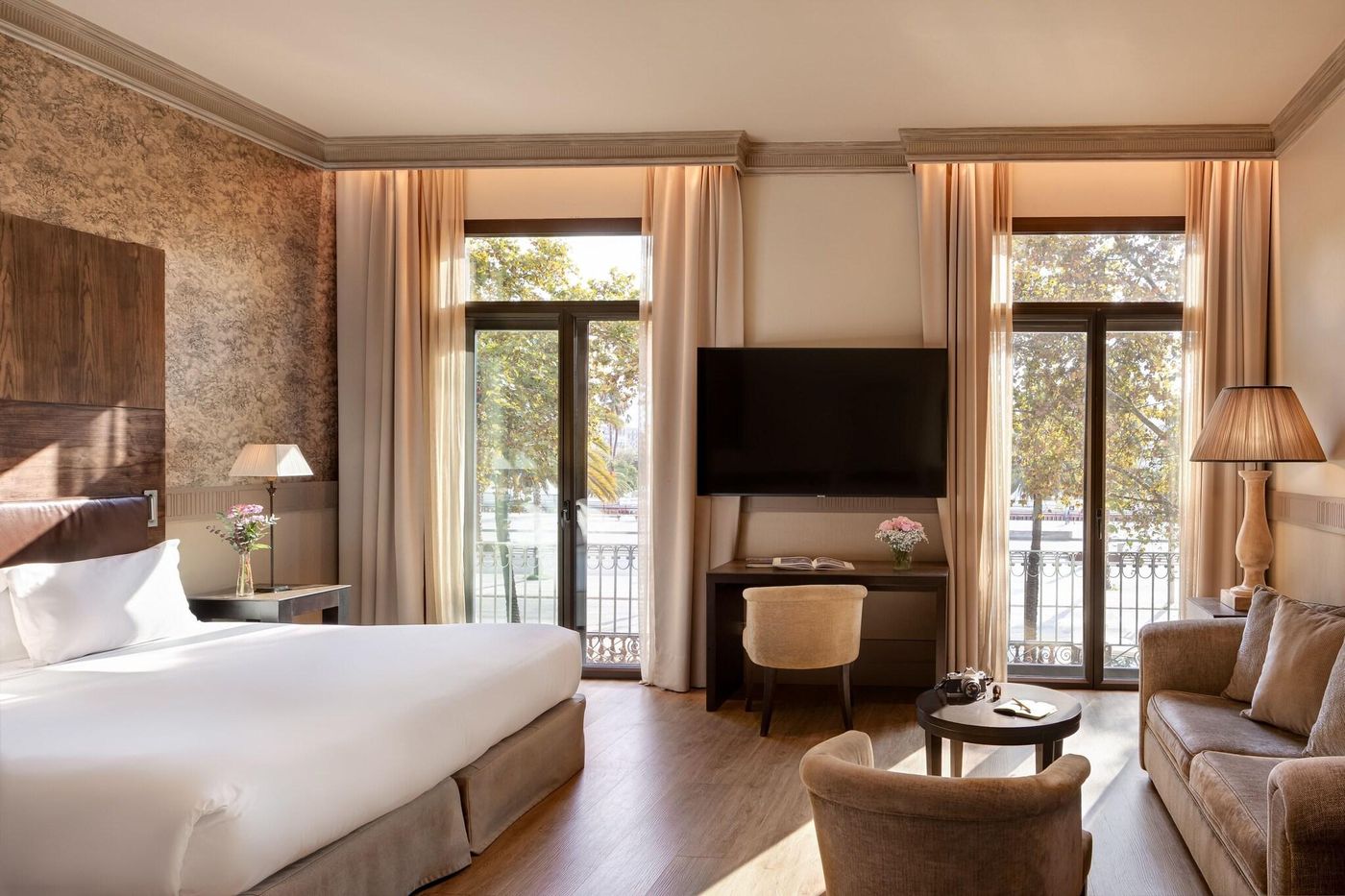 Duquesa de Cardona-Spain-Barcelona-Room-1