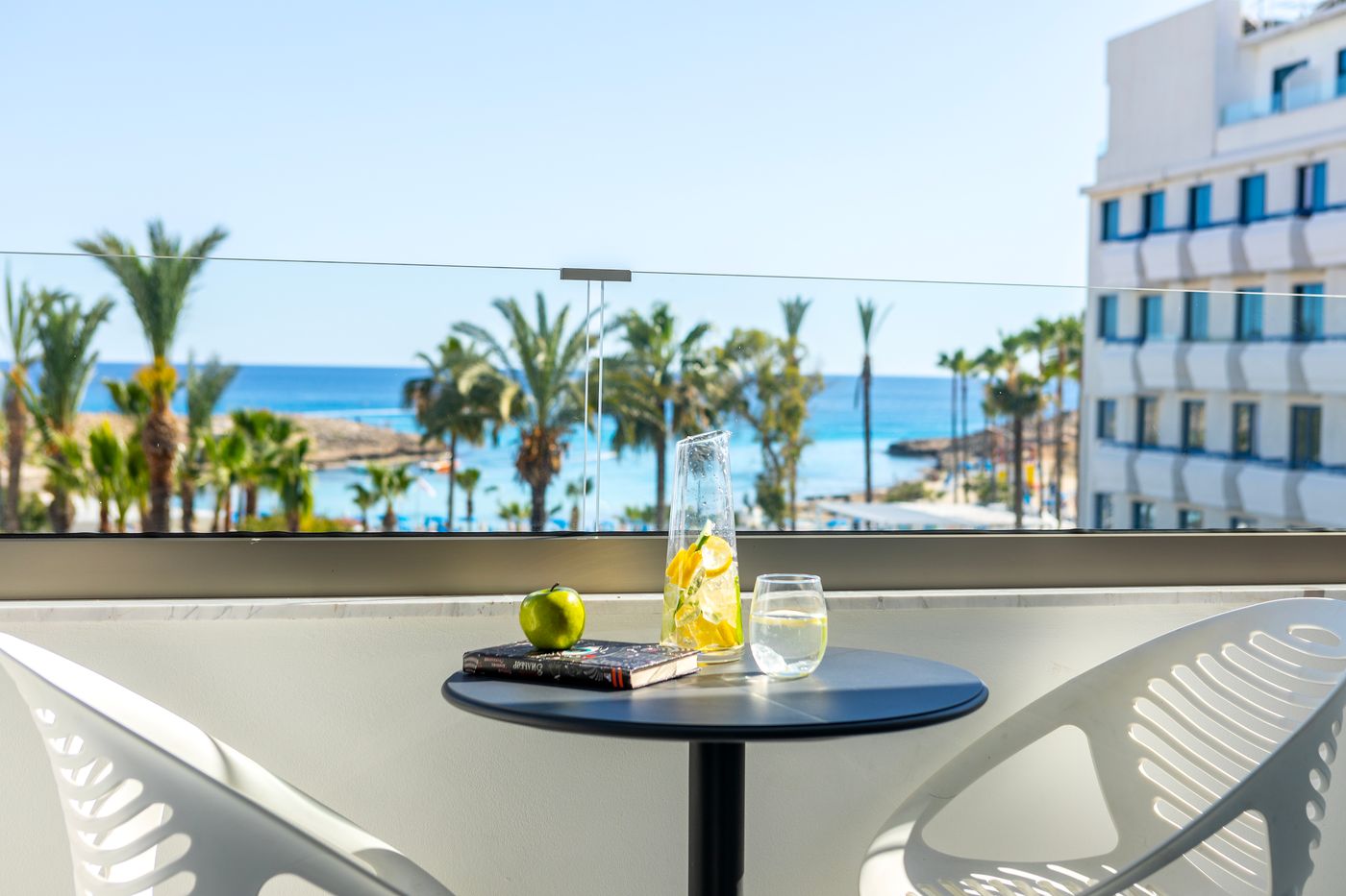 Pavlo-Napa-Hotel-Room-85