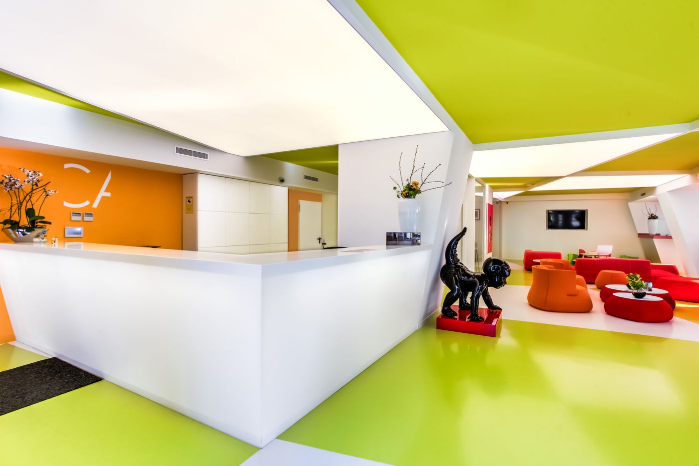 Cosmo Apartments Sants-Spain-Barcelona-Lobby-9