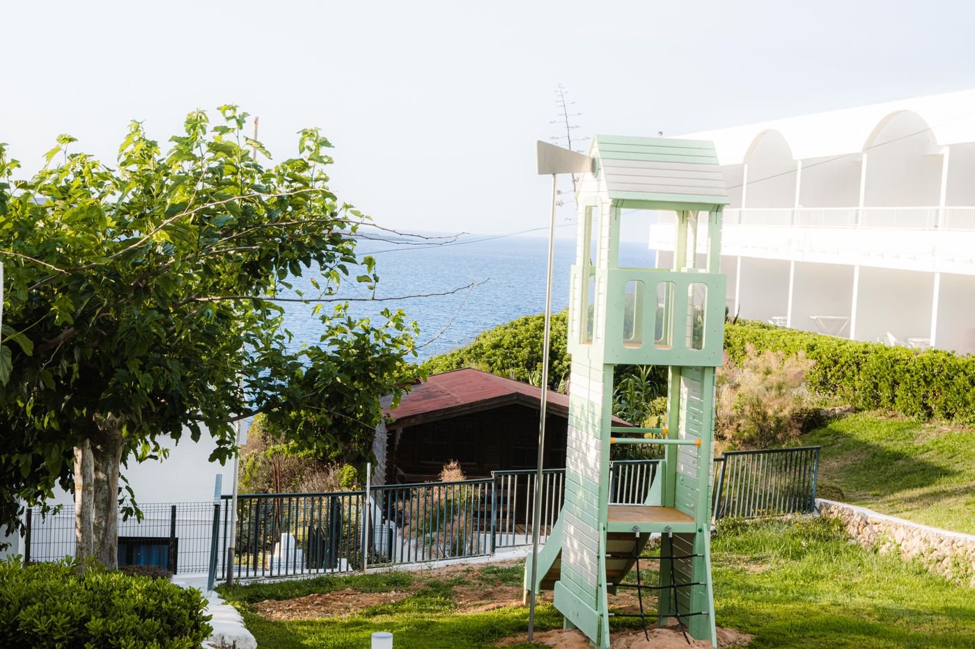 Beach-Club-Sports-and-Entertainment-13