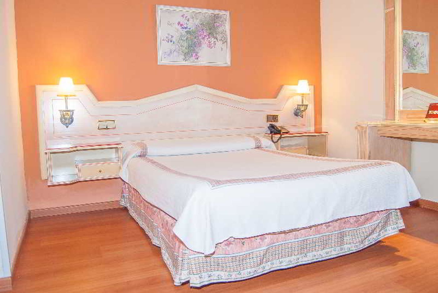 Ana Maria-Spain-GRANADA-Room-7