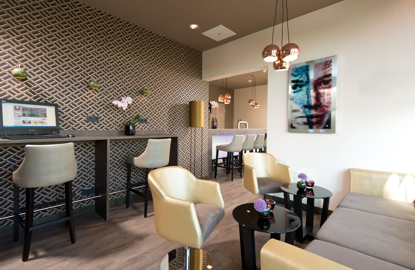 Leonardo-Hotel-Munich-City-Olympiapark-Bar-5