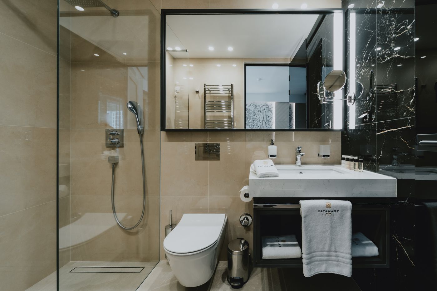 Katamare-Hotel-Room-19