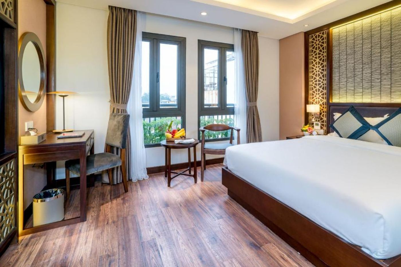 Conifer Grand Hotel-Vietnam-Hanoi-Room-6