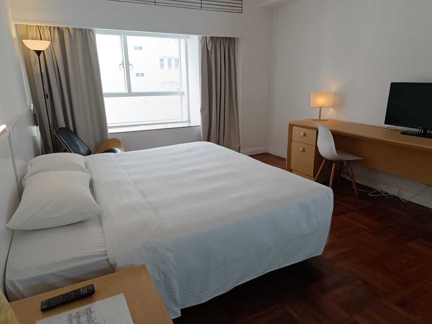 Caritas-Oswald-Cheung-International-House-Room-11