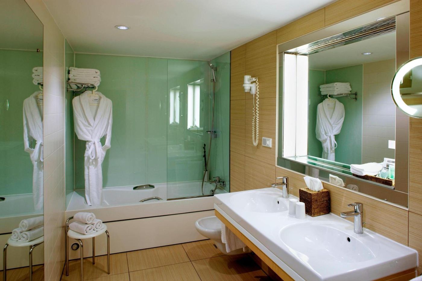 Sheraton-Berlin-Grand-Hotel-Esplanade-General-view-51