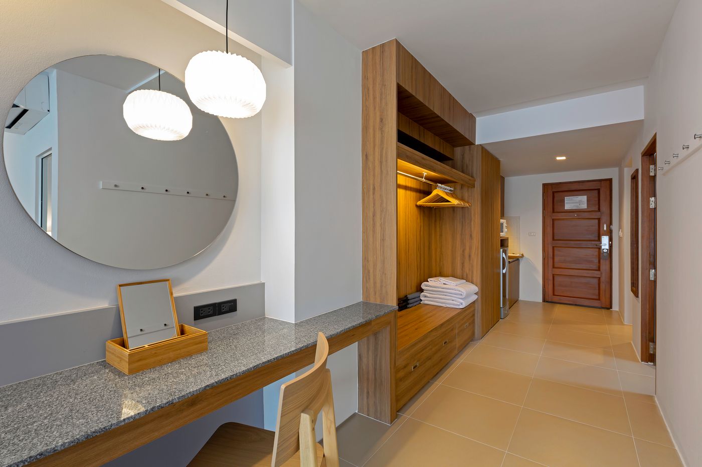 Sunwing-Kamala-Beach-Room-39