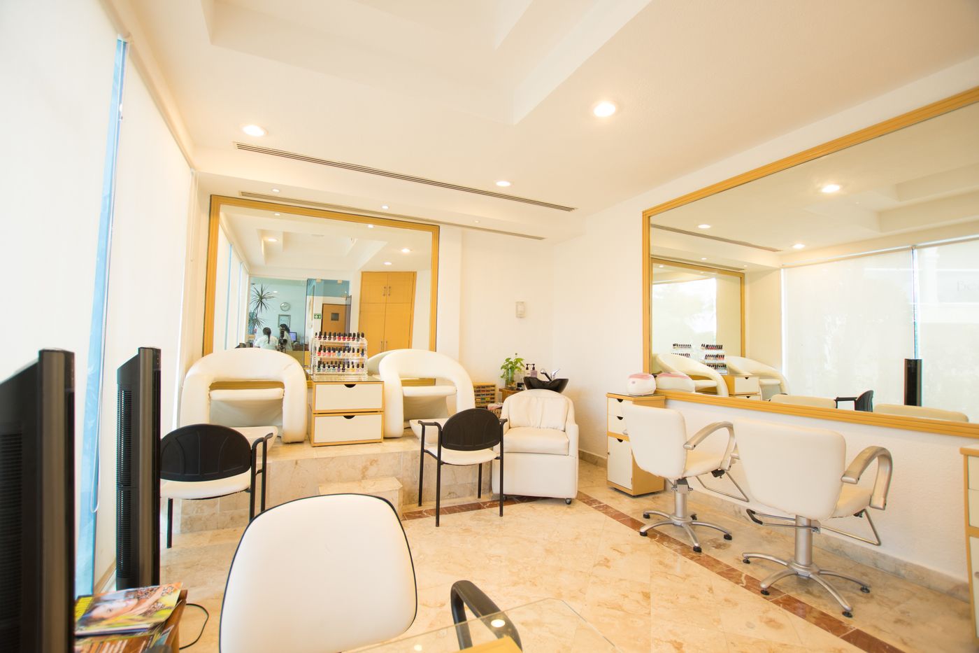 Occidental-Costa-Canc----n-Sports-and-Entertainment-59