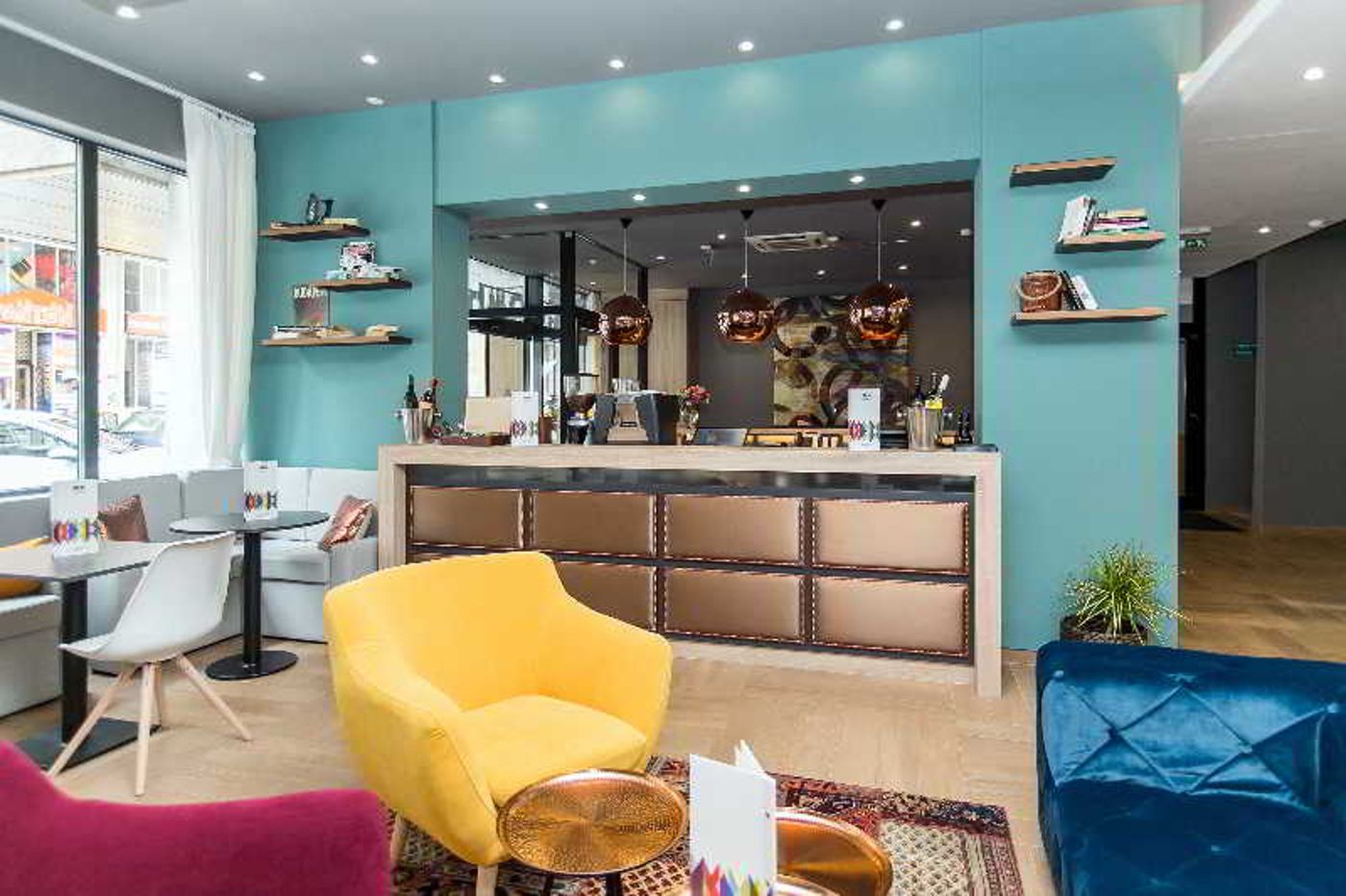 Roombach-Hotel-Budapest-Center-Lobby-1