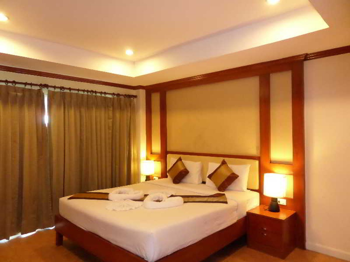 White-Sand-Resortel-Room-12