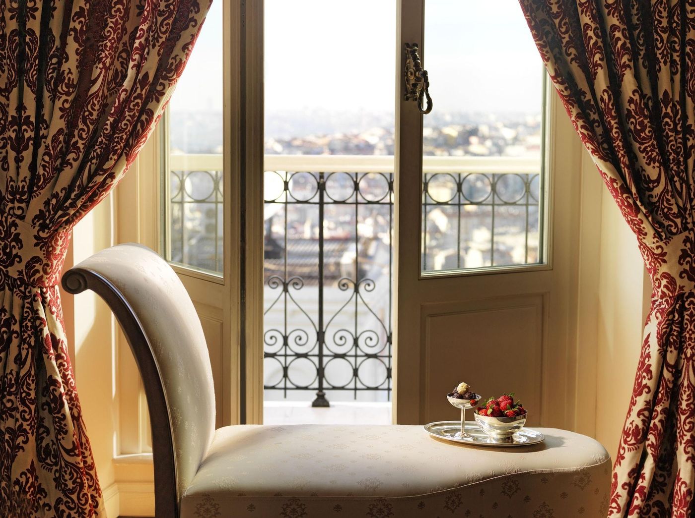 Pera-Palace-Hotel-Room-2