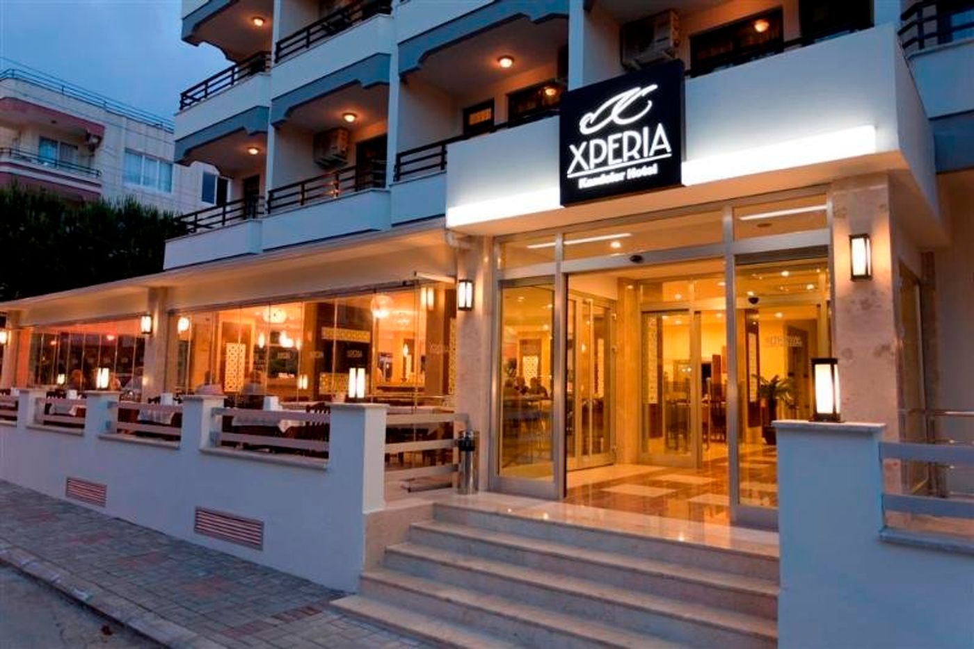 Xperia-Kandelor-Hotel-General-view-5