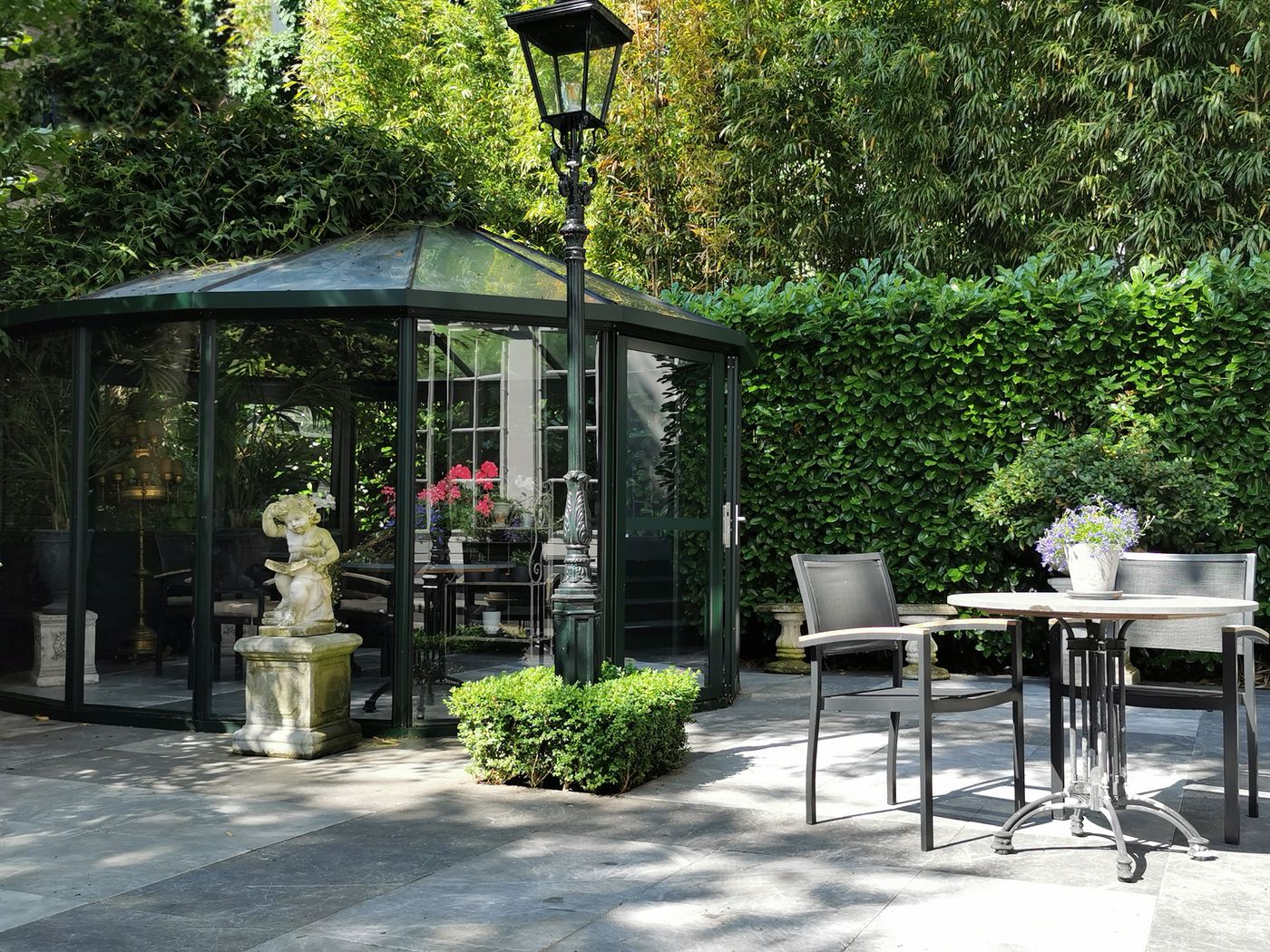 Apollofirst-Boutique-Hotel-Terrace-34