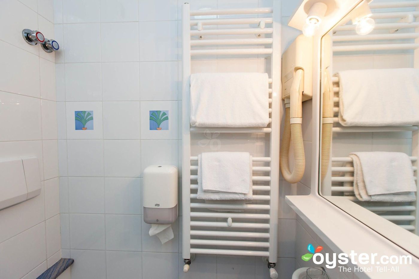 Hotel-Marina-Room-23