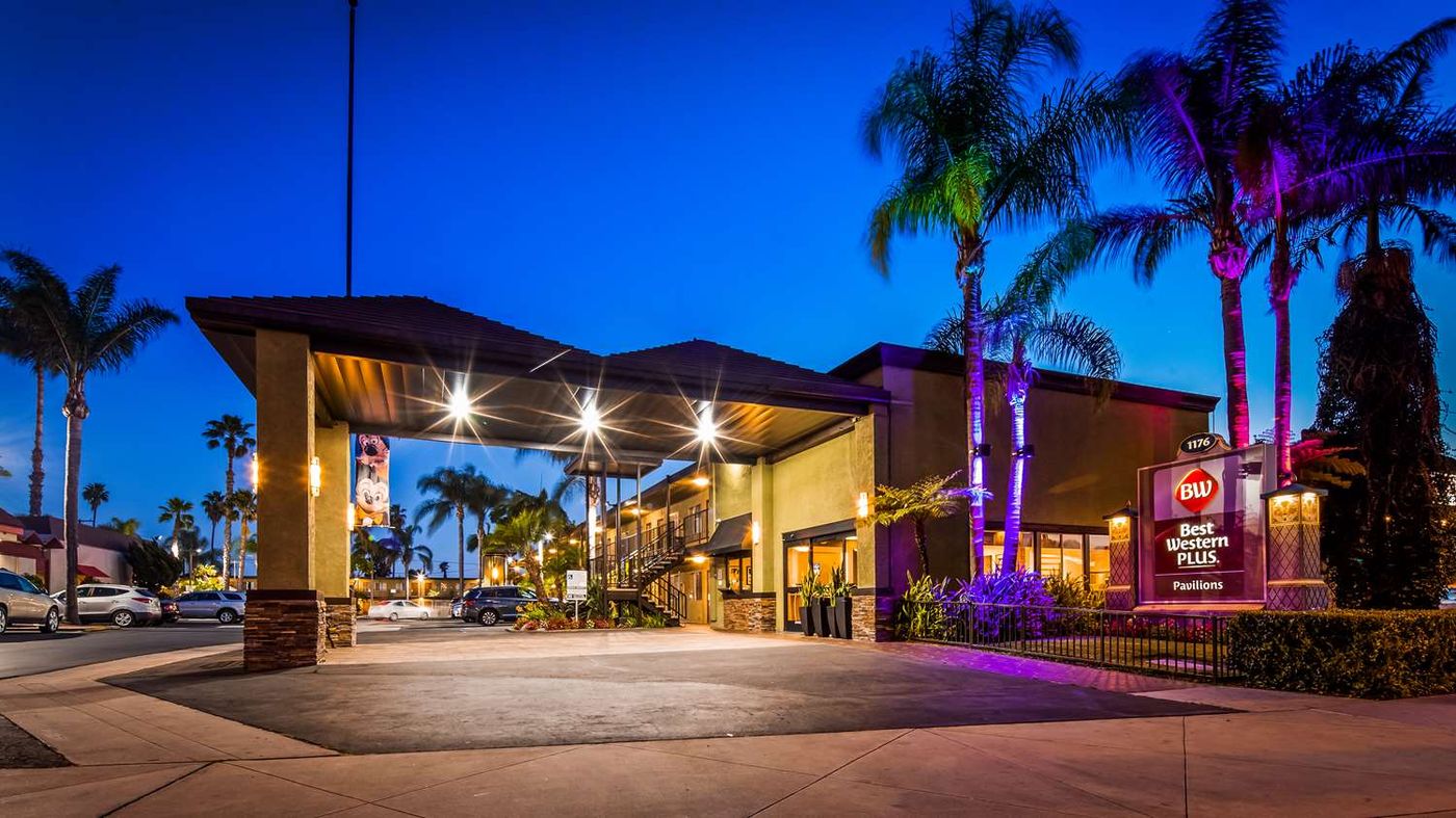 Best-Western-Plus-Pavilions-General-view-60