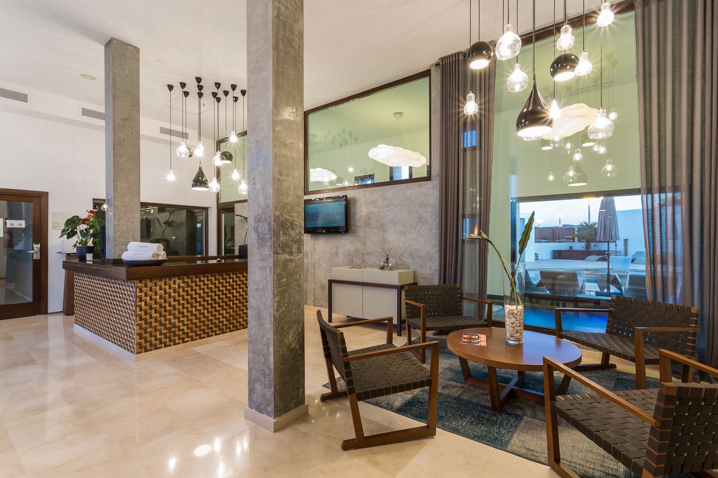 Grand-Palladium-White-Island-Resort---Spa-Sports-and-Entertainment-42