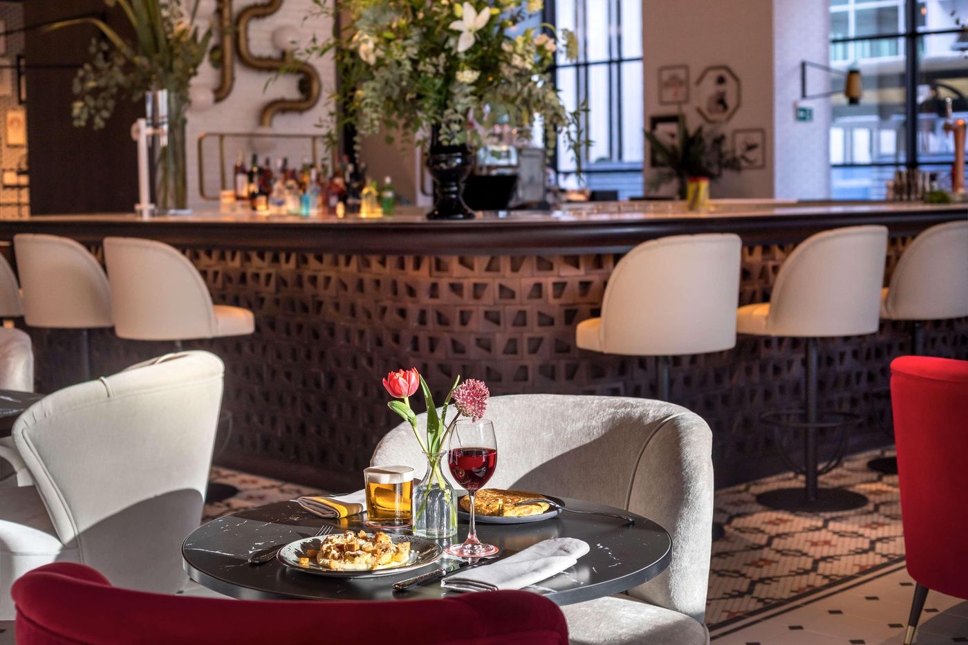 Canopy-by-Hilton-Madrid-Castellana-Restaurant-27