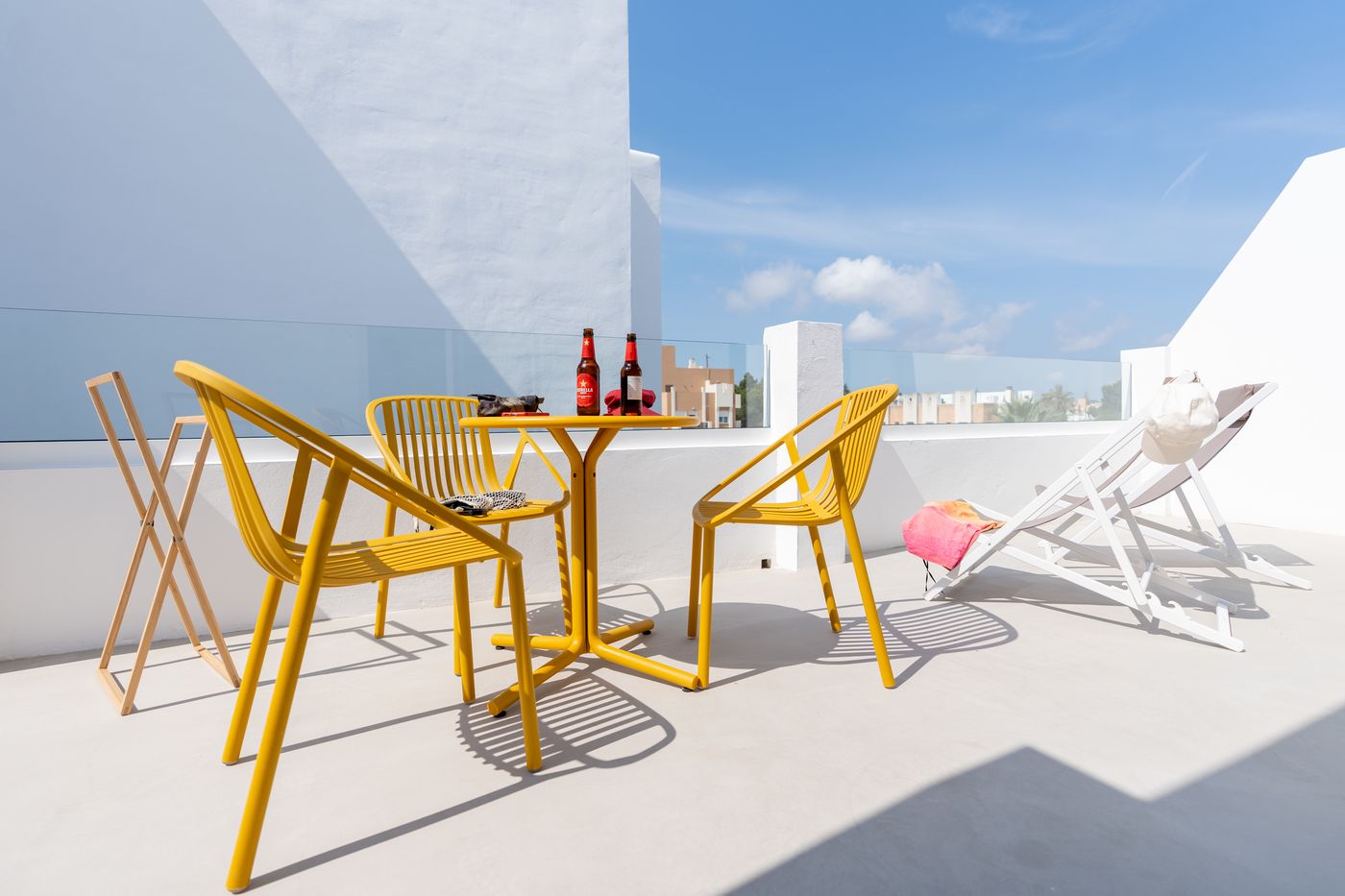 Ryans-Lolas---Adults-Only-Room-11