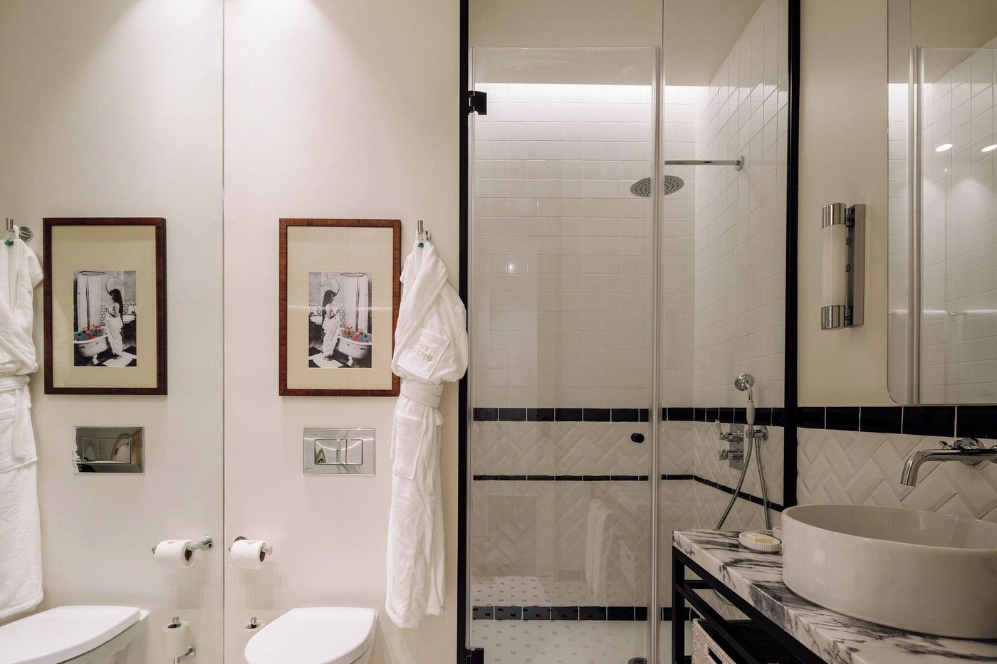 The-Ivens-Autograph-Collection-Room-40