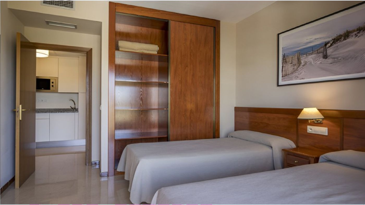 Aparthotel-Ilunion-Miramar-Room-21