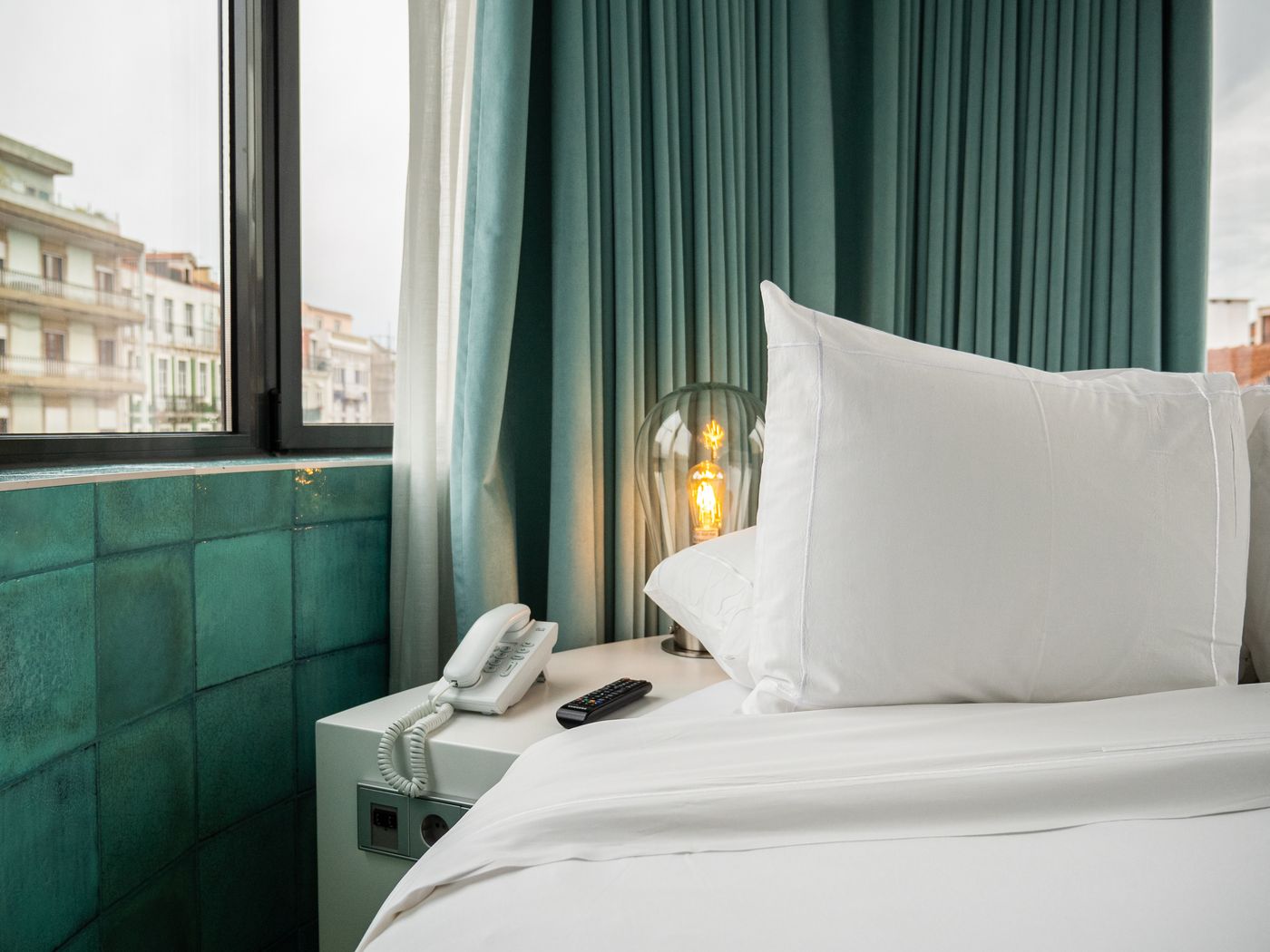 WC-by-The-Beautique-Hotels-Room-18