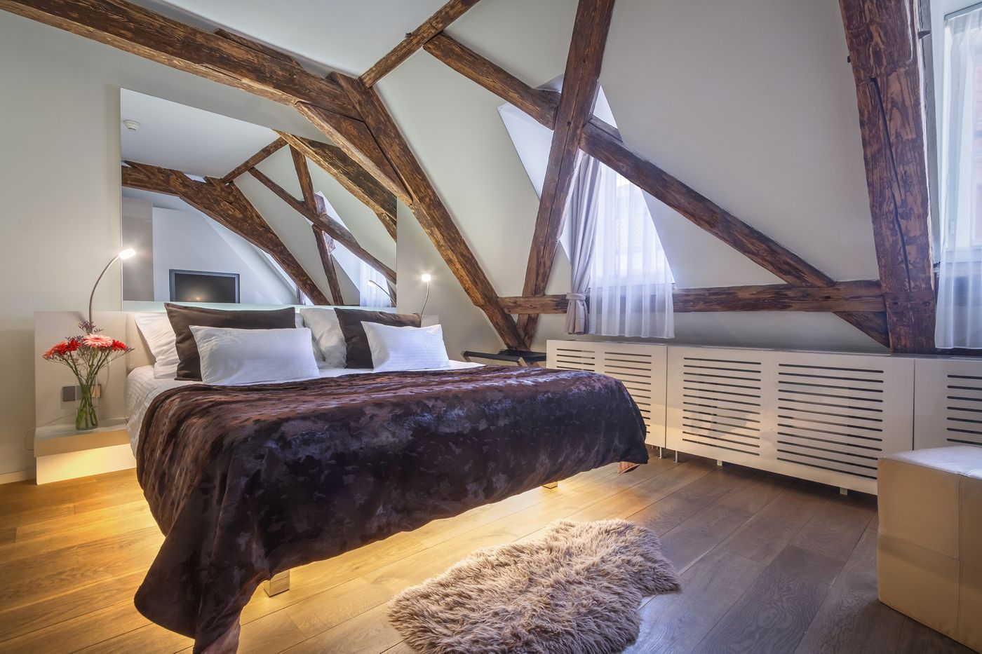 Three-Storks-Hotel-Room-6