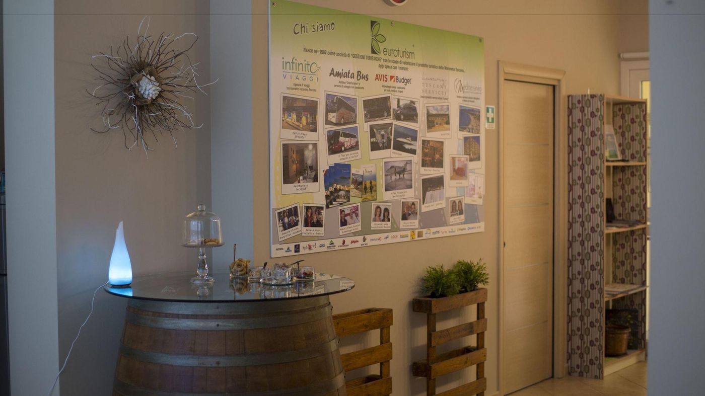 Residence-Mediterraneo-Lobby-11