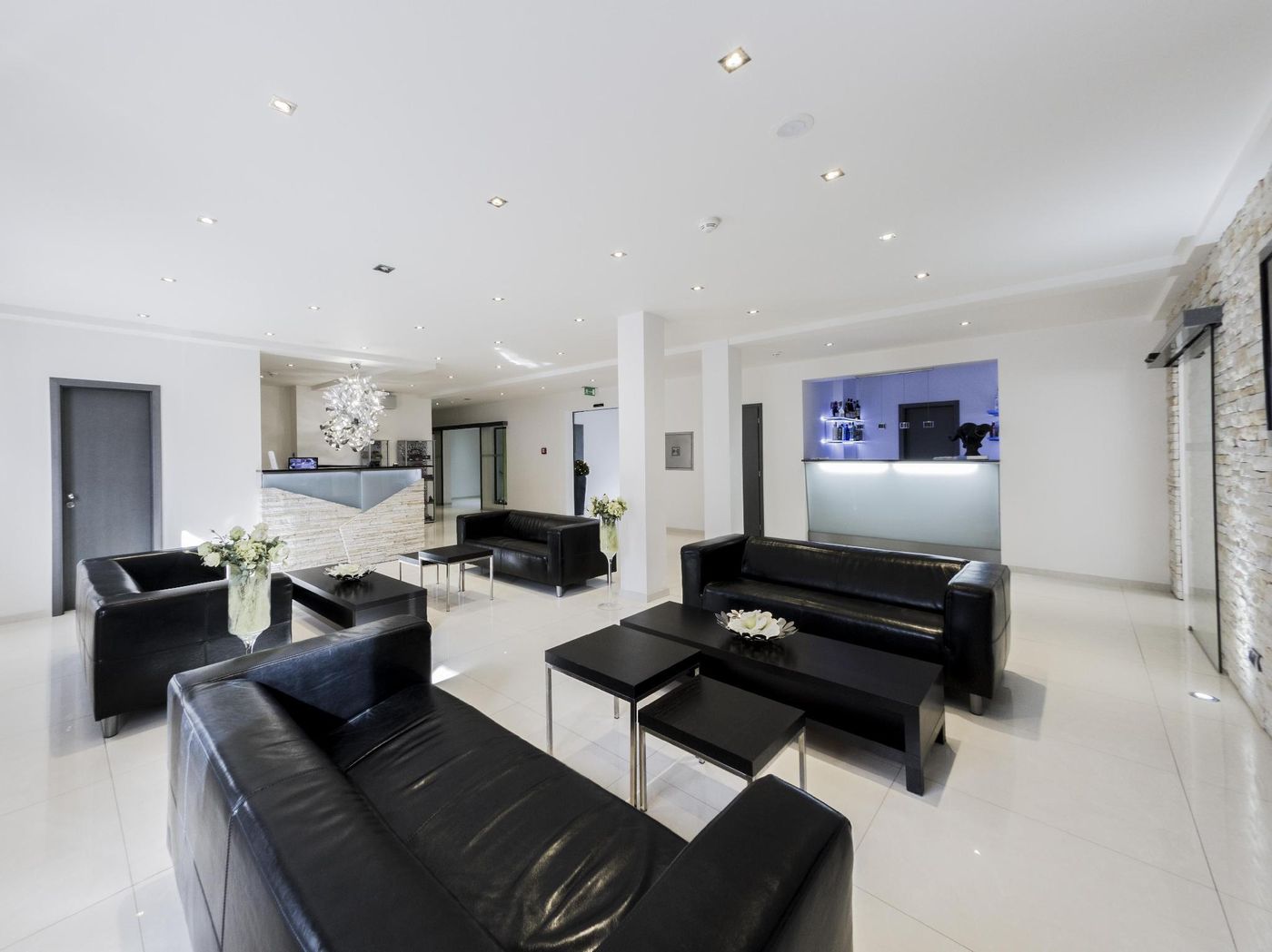 Hotel-Herrmes-Lobby-1