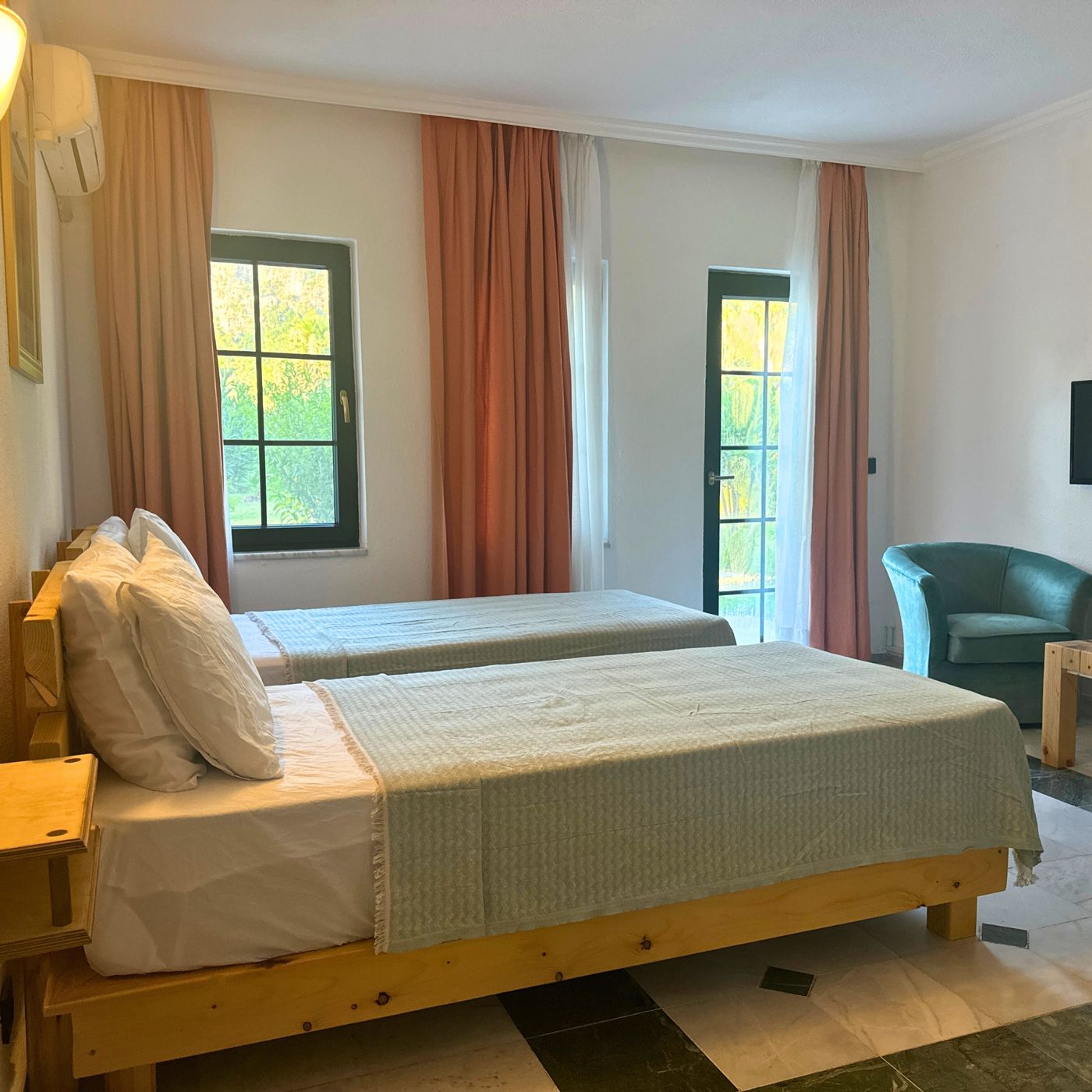 Club-Mel-Holiday-Resort-Room-26