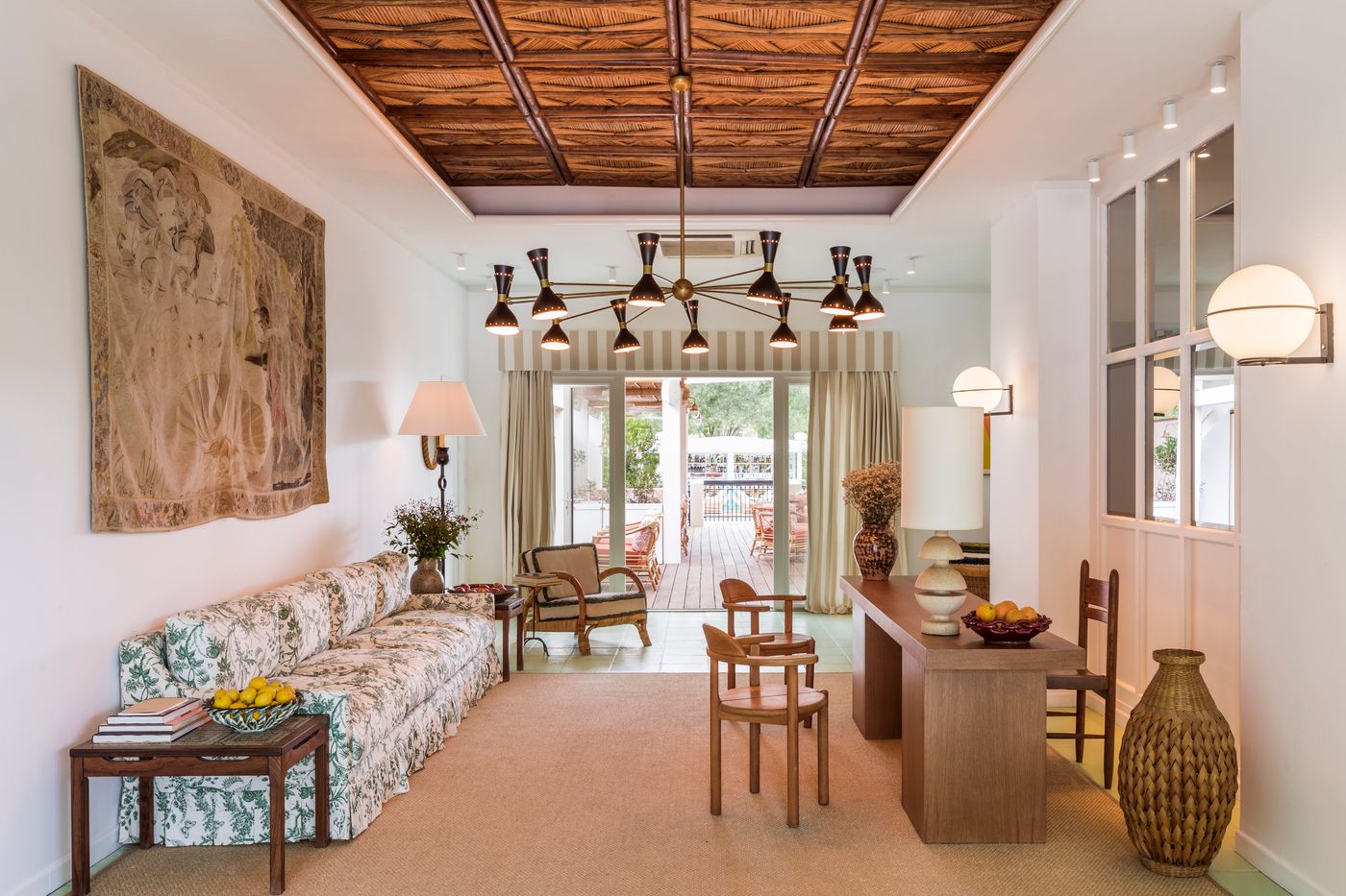 Tartane-Saint--Tropez-Lobby-37