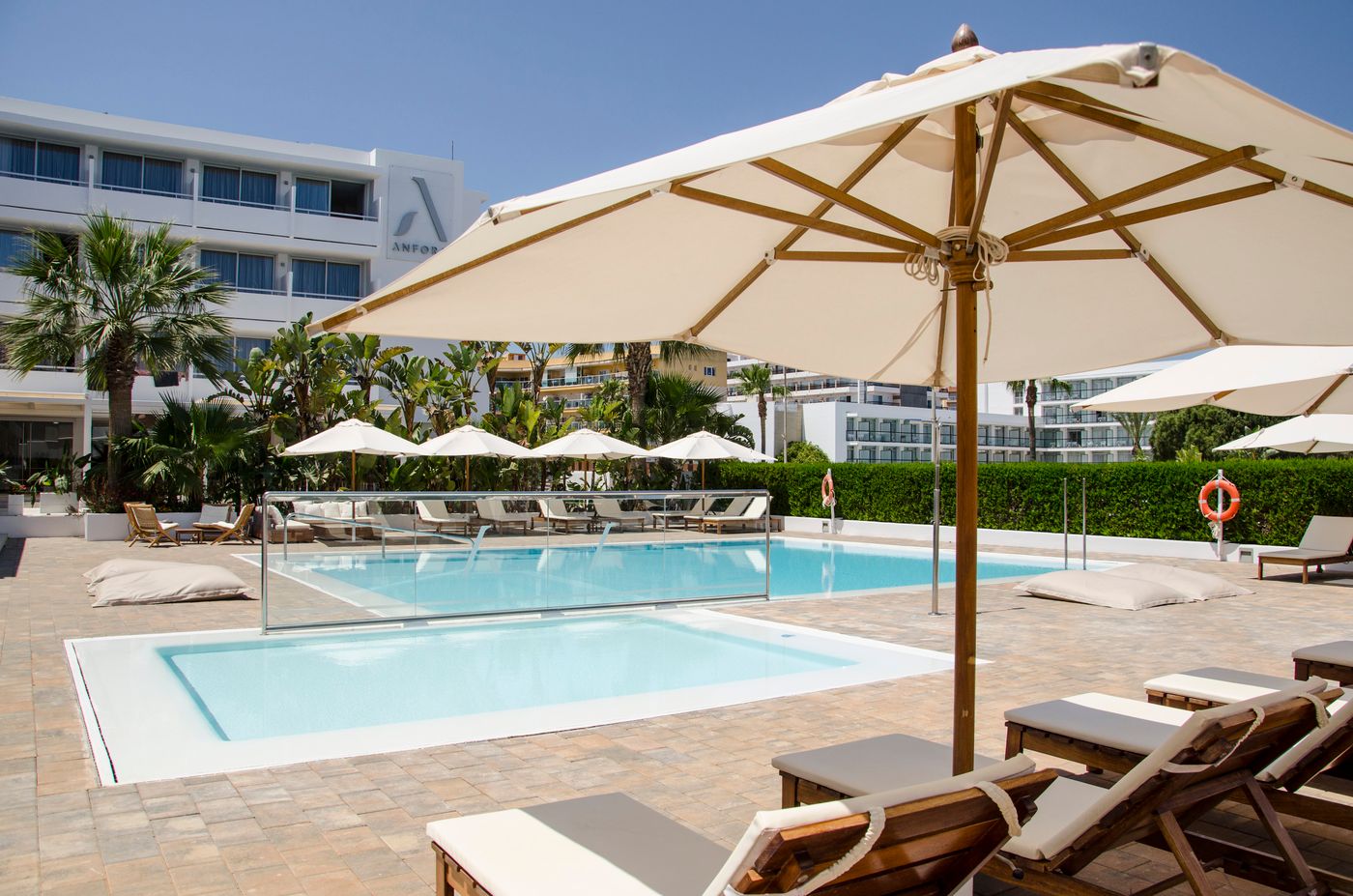 Hotel-Anfora-Ibiza-Pool-2